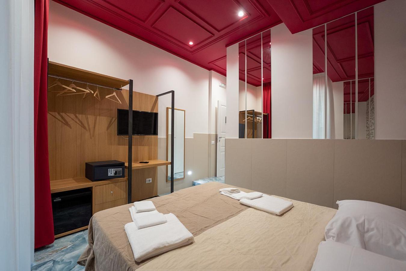 Pc Boutique H Napoli Centro, By Clapa Group Hotel Exterior photo