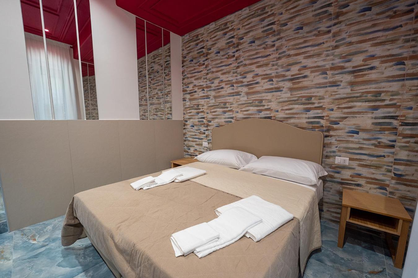 Pc Boutique H Napoli Centro, By Clapa Group Hotel Exterior photo